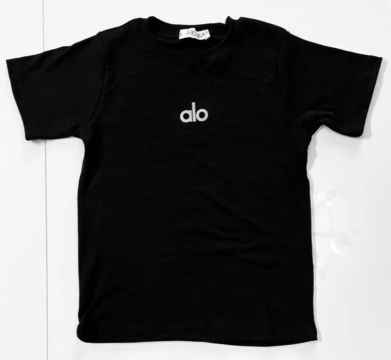 Minimalist "alo" Logo Tee Nosha Store
