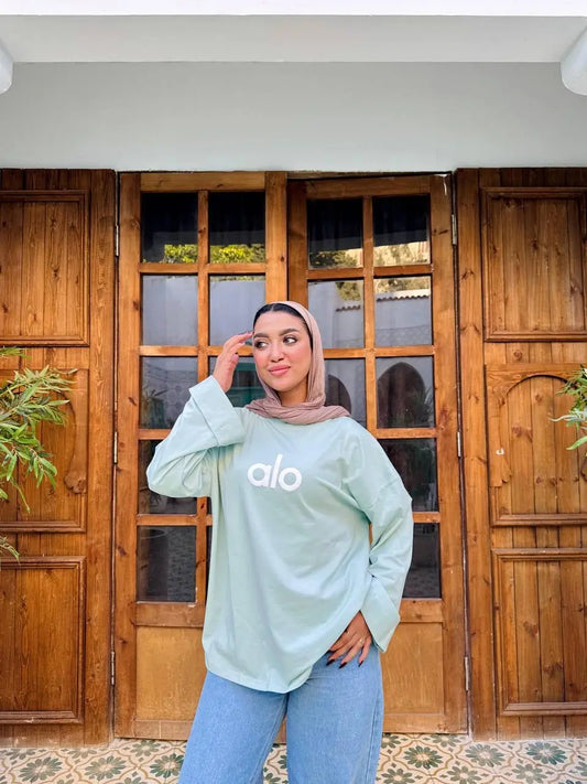 Oversized "alo" Logo Sweatshirt Nosha Store